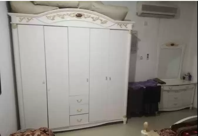 Wohn Klaar eigendom 1 Schlafzimmer F/F Wohnung  zu vermieten in Al Sadd , Doha #15958 - 1  image 